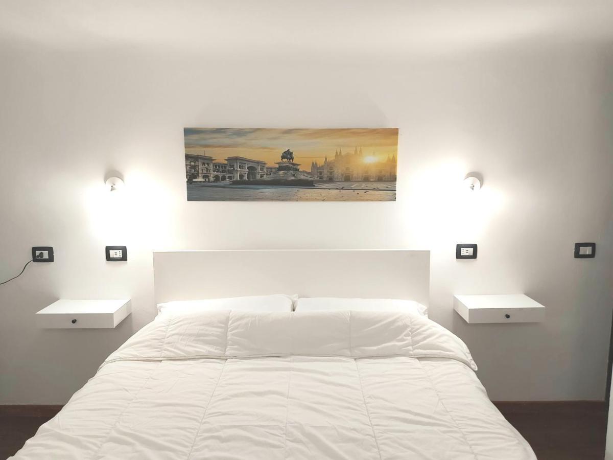 Corso Genova - Navigli * Milan