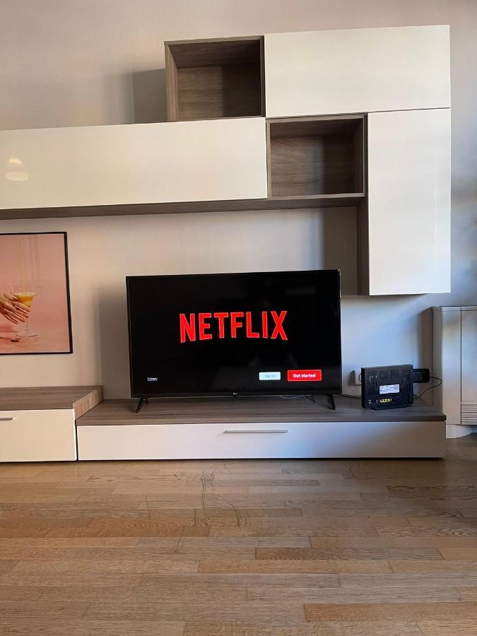 Apartamento Stazione - Nuovo E Moderno Appartamento. Milão