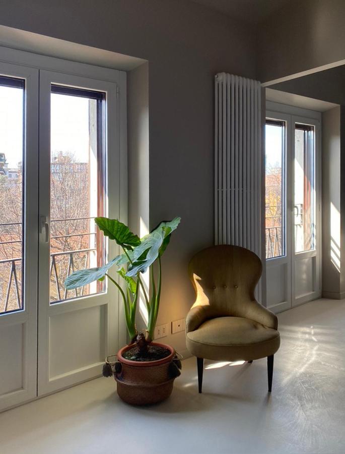 Bilocale Di Design Con Vista In Crocetta Quadronno * Milan