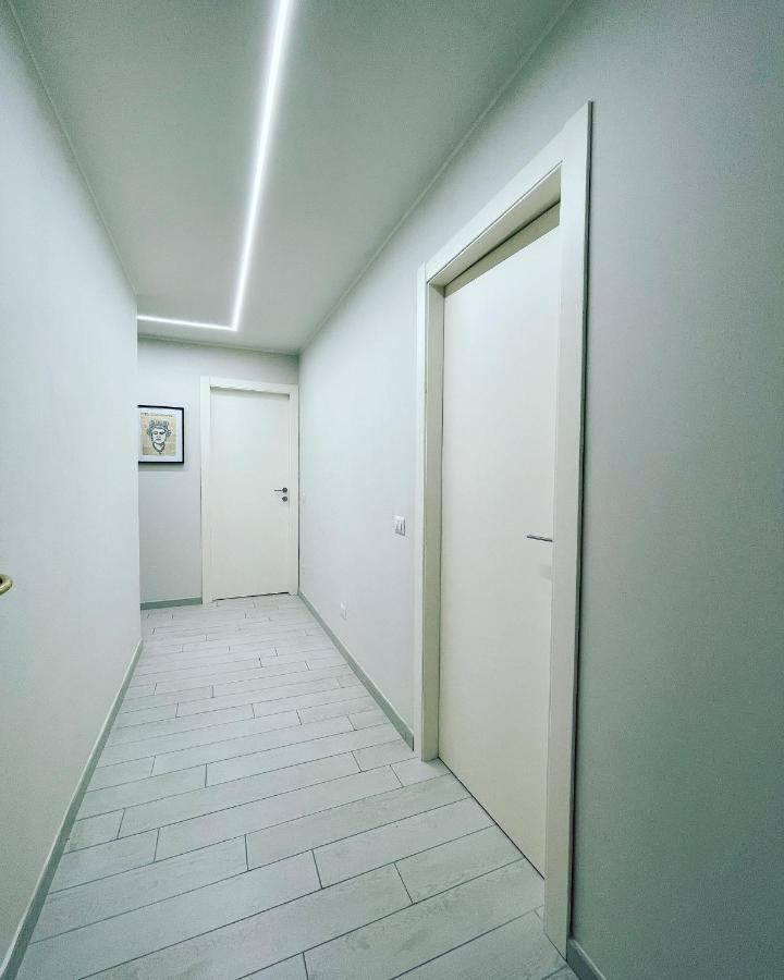 Apartment 50 Papiniano *