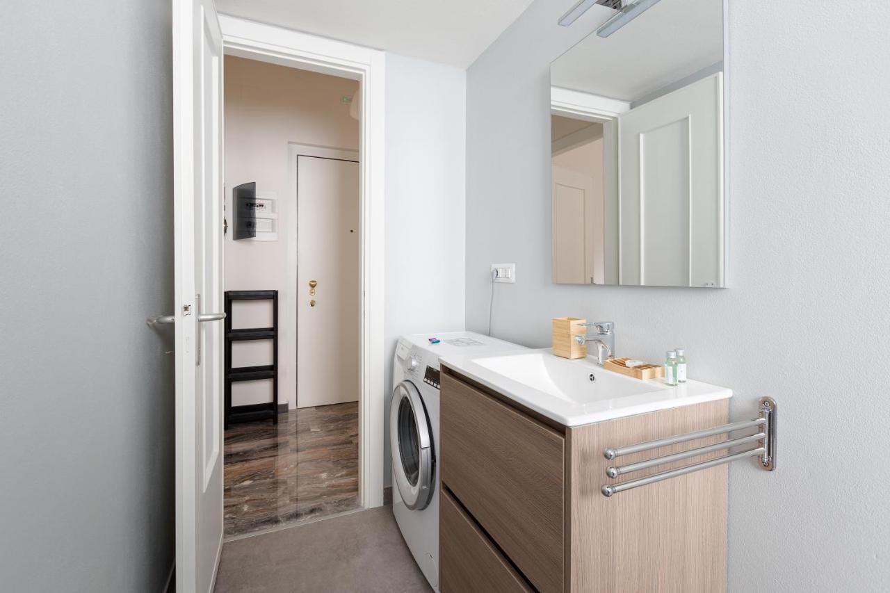 Appartamento Dergano Comfy - 250 M Far From M3 Milano
