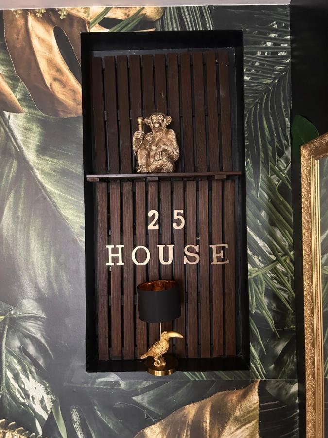 House Twenty - Five *