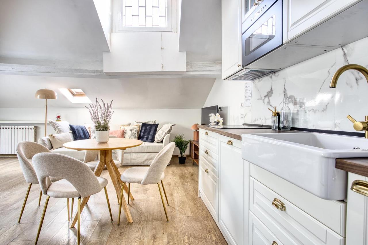 Trendy Loft Escape Corso Apartment