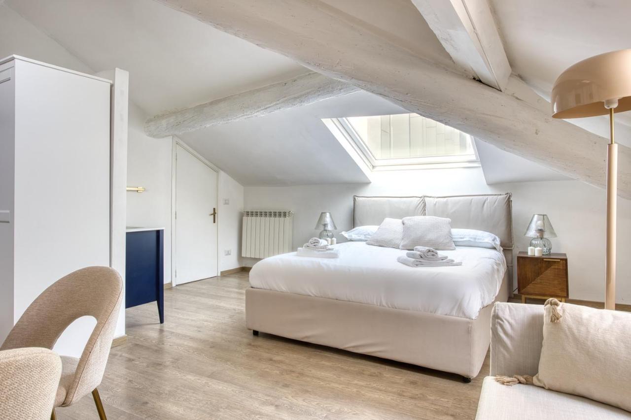 Trendy Loft Escape Corso Milan