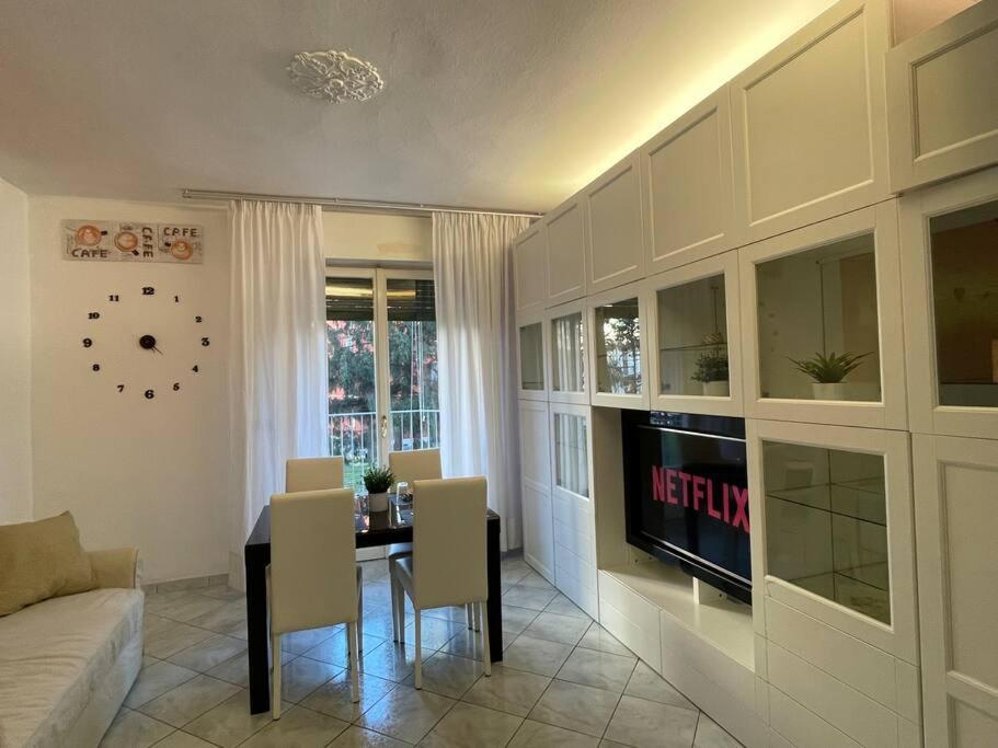Apartamento Parcheggi Gratis Collegato Al Duomo Con Tram27 Milão