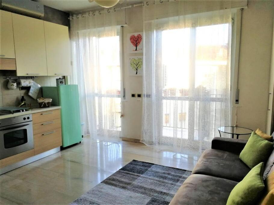 Gef House - Bande Nere * Milan