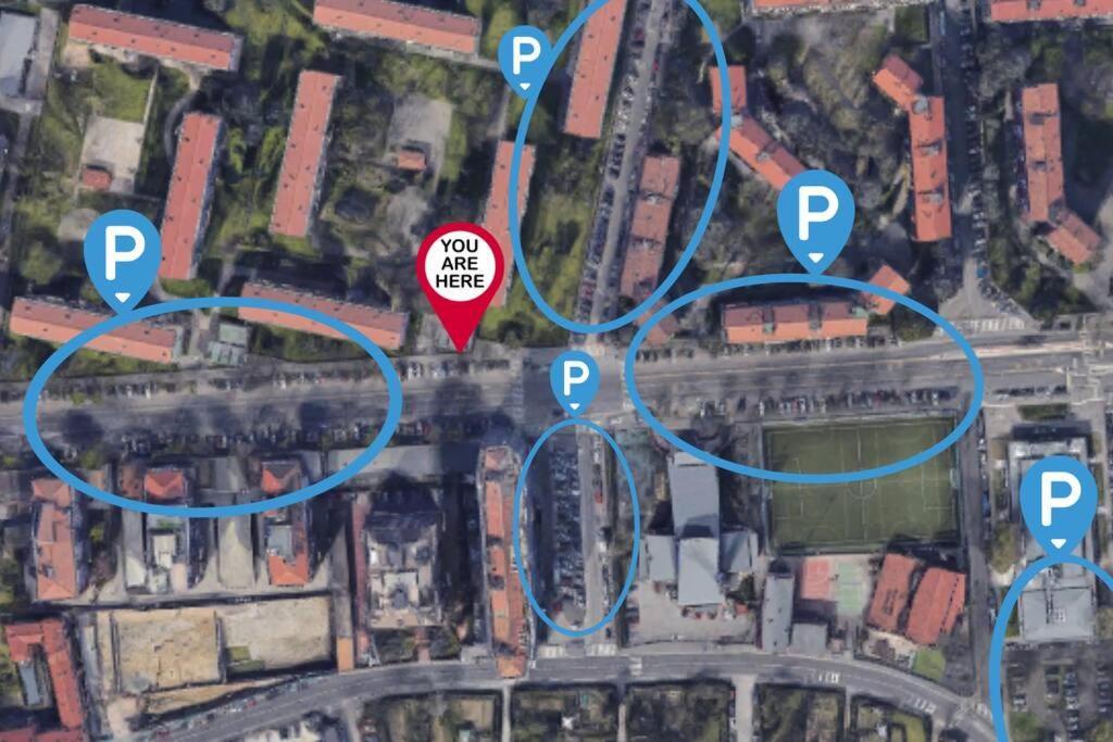 Parcheggi Gratis Collegato Al Duomo Con Tram27 * Milão