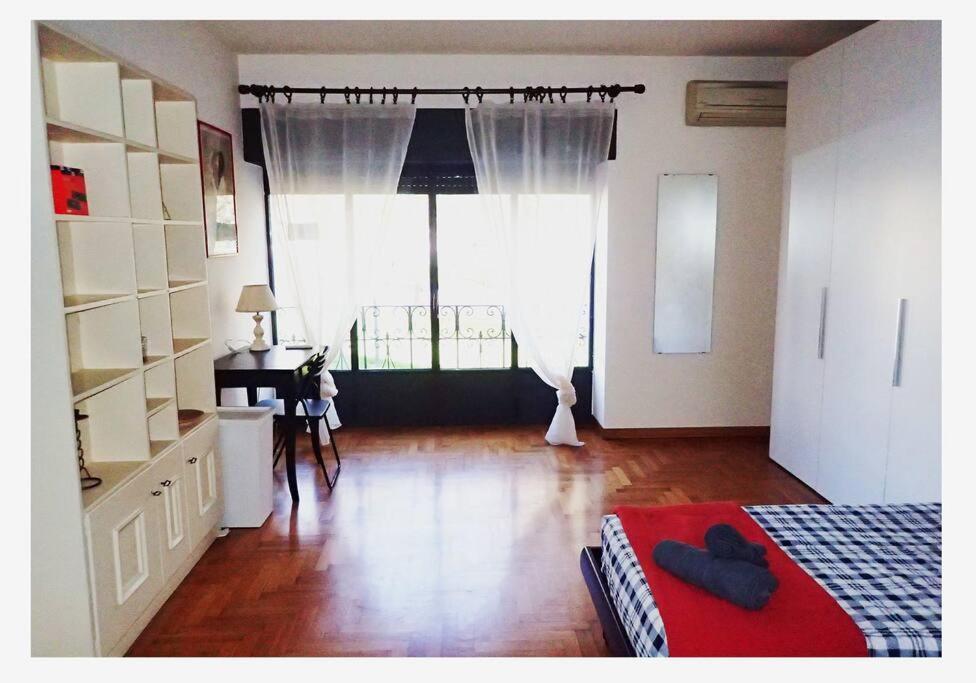 Urban House - Elegant Apartment Brera Milan Center Milano