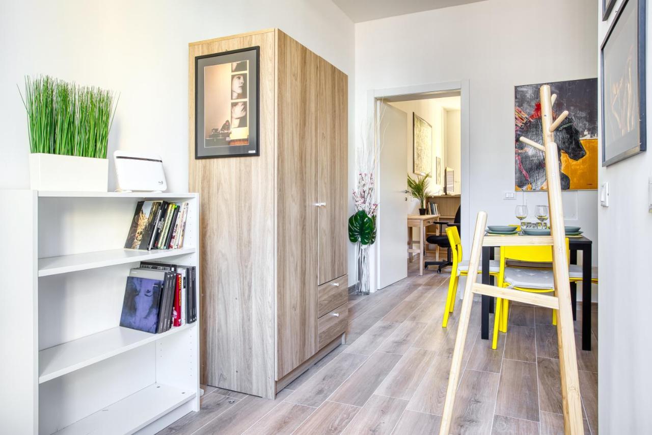 Joivy Bright Flat Near Sforzesco Castle Milan