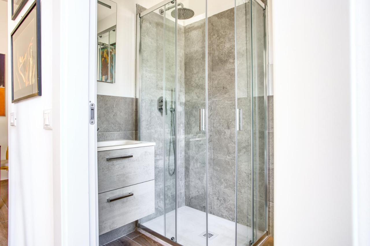 Appartamento Joivy Bright Flat Near Sforzesco Castle Milano