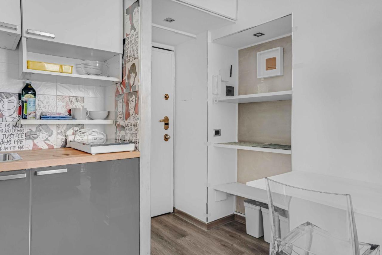 Apartment Cc8 -brera-isola- Modern - - Wifi Milan
