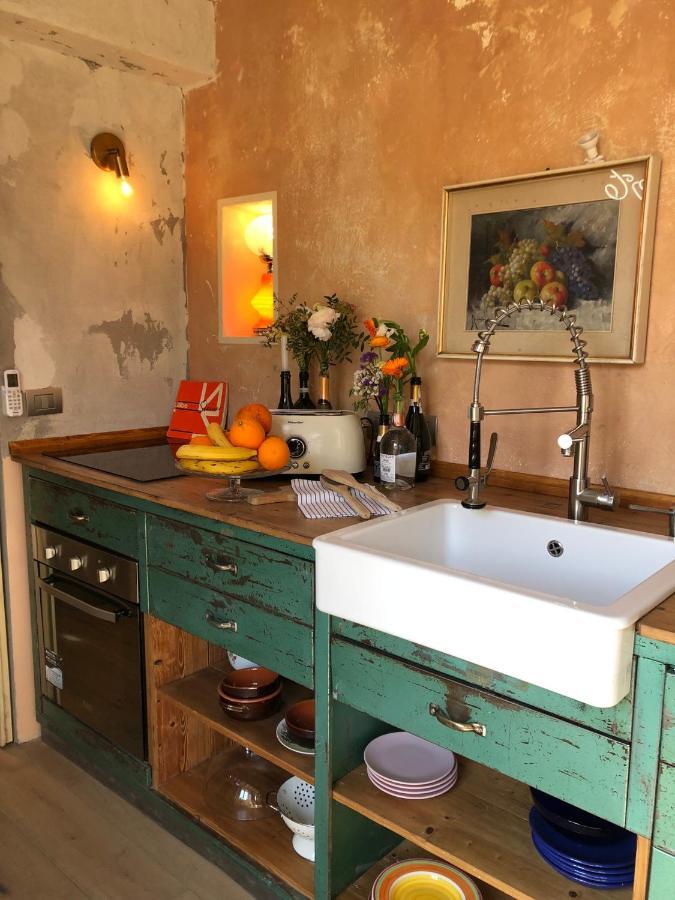 Charming And Design Attic Loft In Coolest Area Navigli Ticinese * Milan