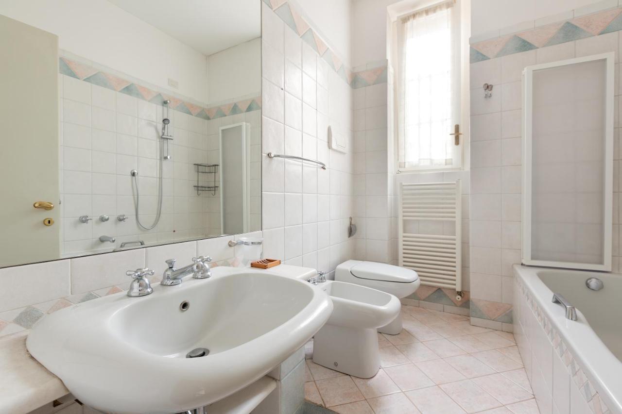 Cozy With Balcony - Porta Romana District Appartamento