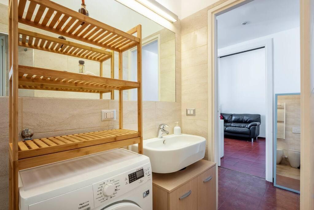 Apartment Luvi - Bertani Milan
