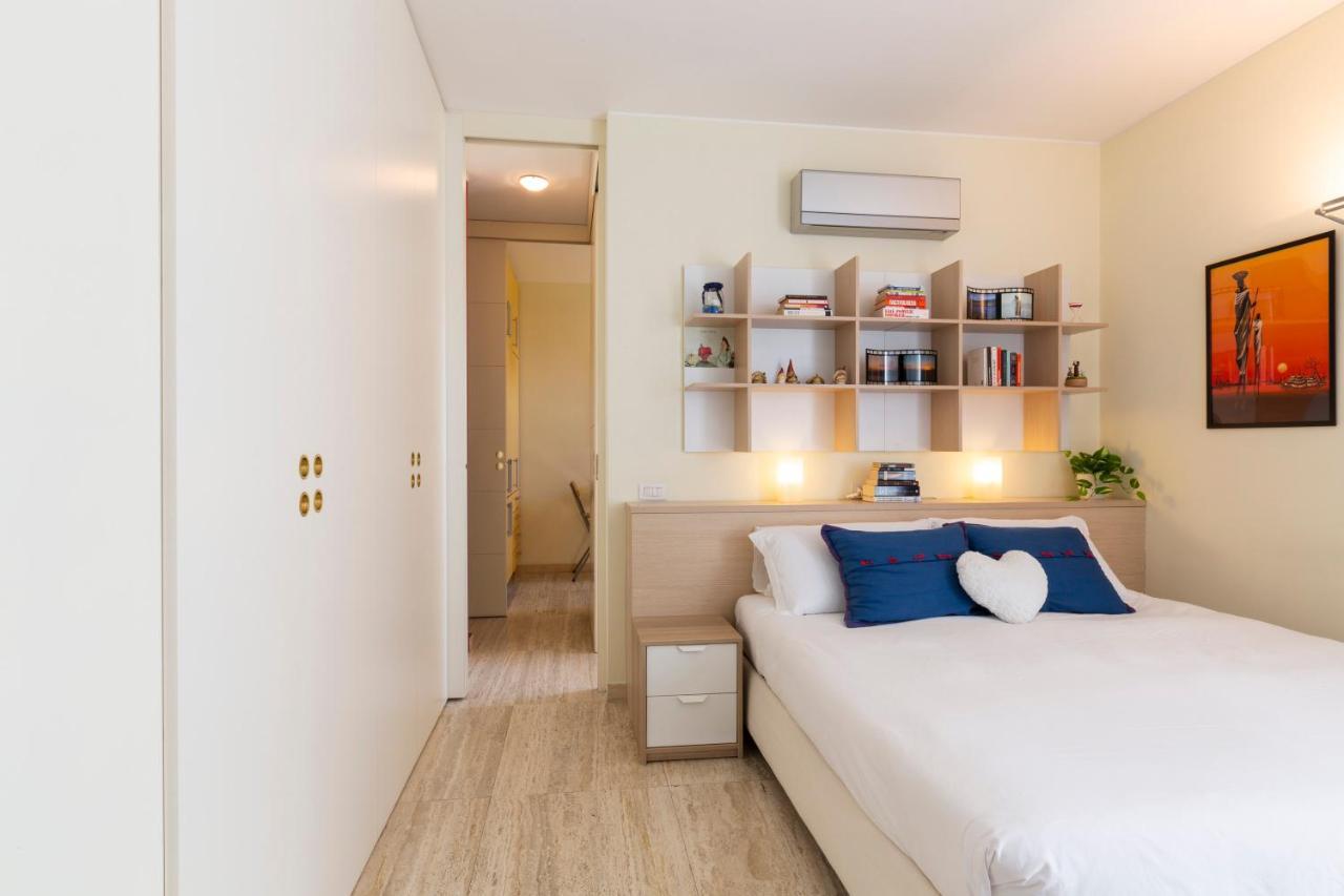 Twins - Tolstoj District Apartment Milan