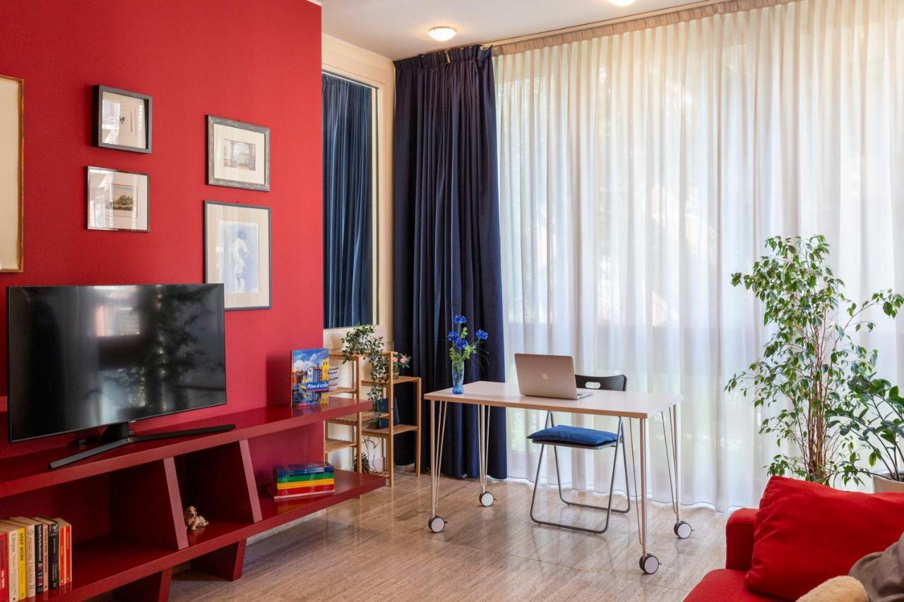 Twins - Tolstoj District Apartment Milan