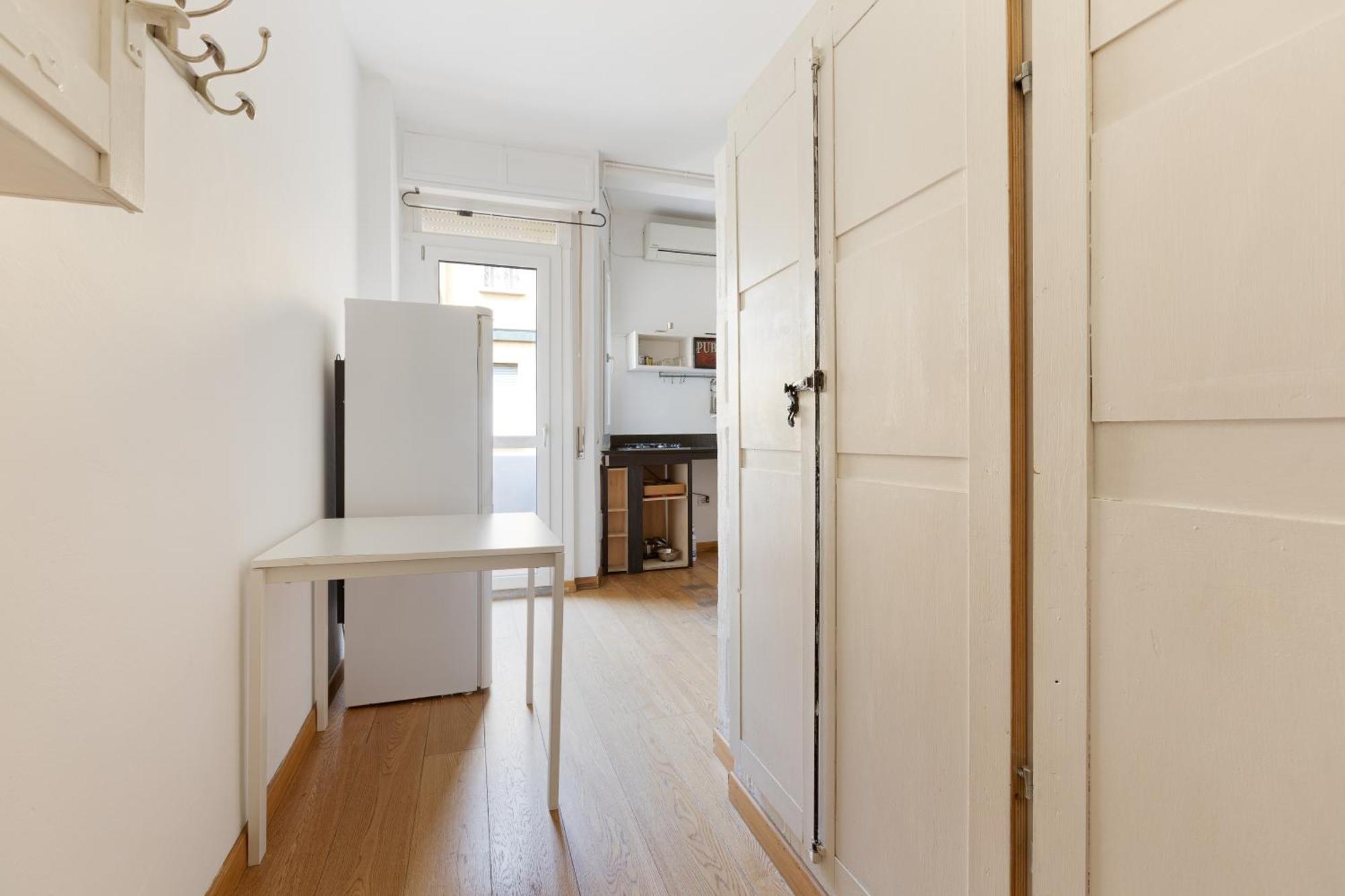 Apartment Budget Studio - 1,5 K Far From Citta Studi *