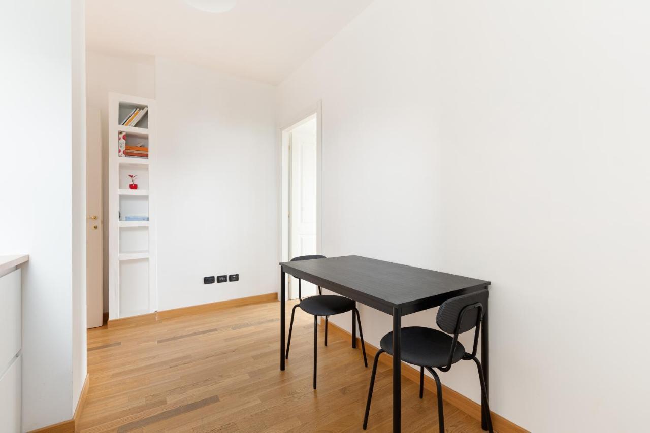 Comfy X3 - With Balcony * Milano