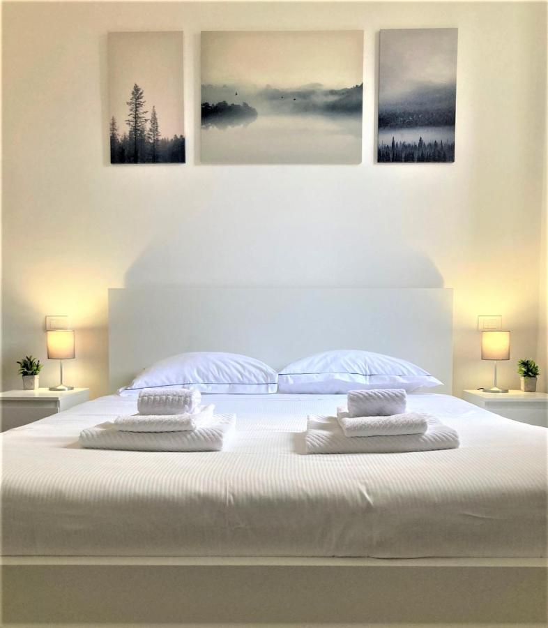 Apartment Torre 16 Lovely Milan