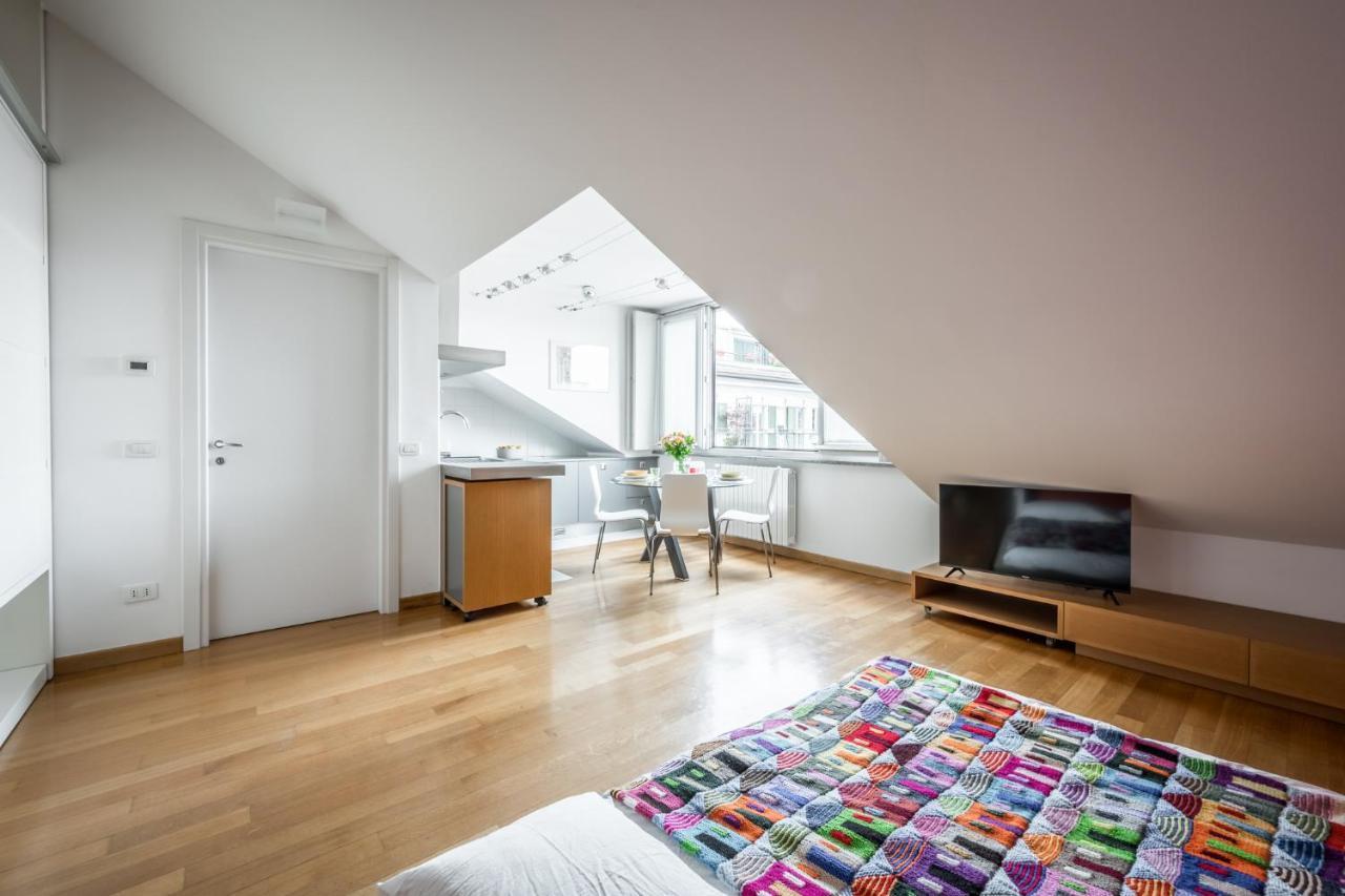 The Orange Attic - Navigli Area Apartment