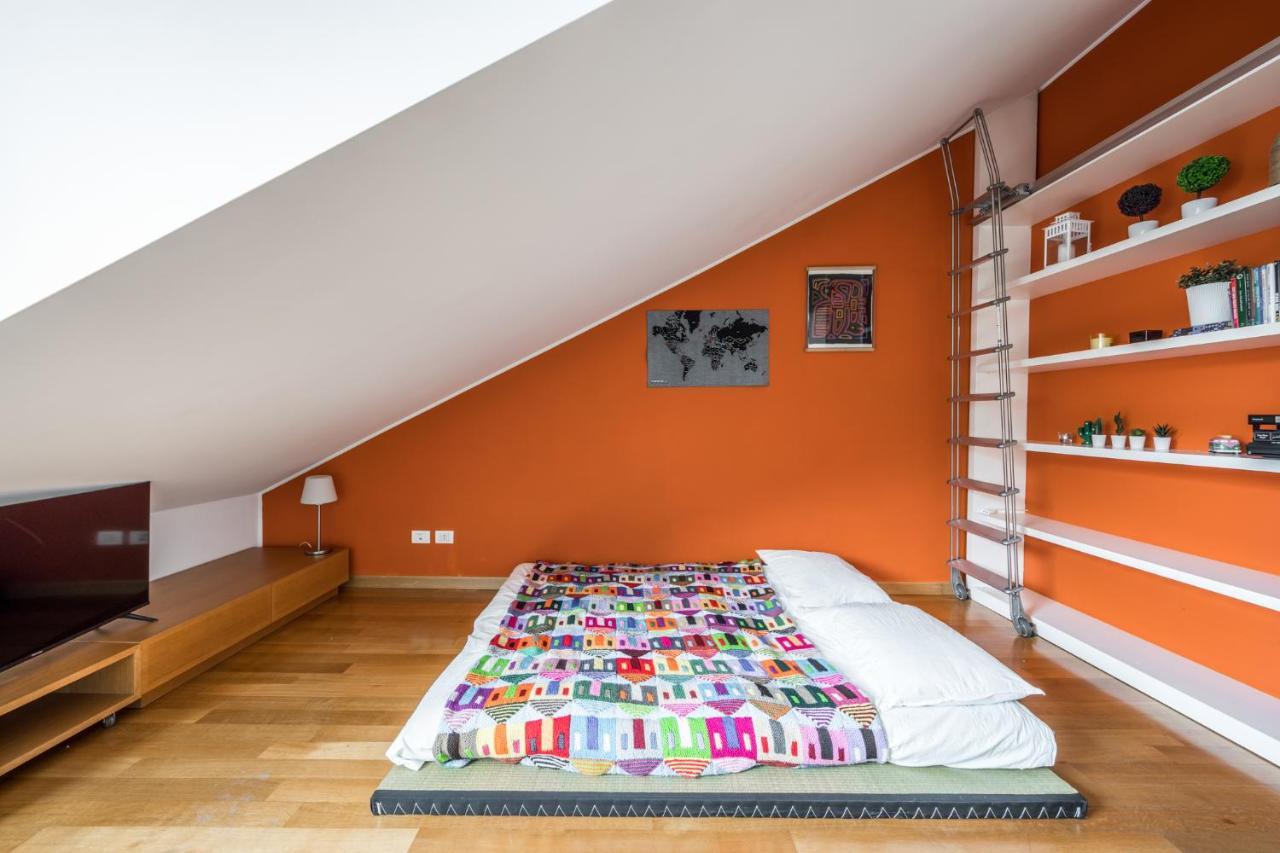 The Orange Attic - Navigli Area Apartment Milan
