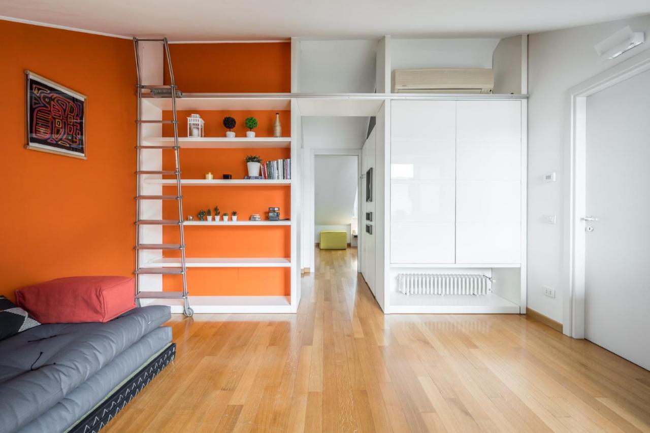 The Orange Attic - Navigli Area Apartment