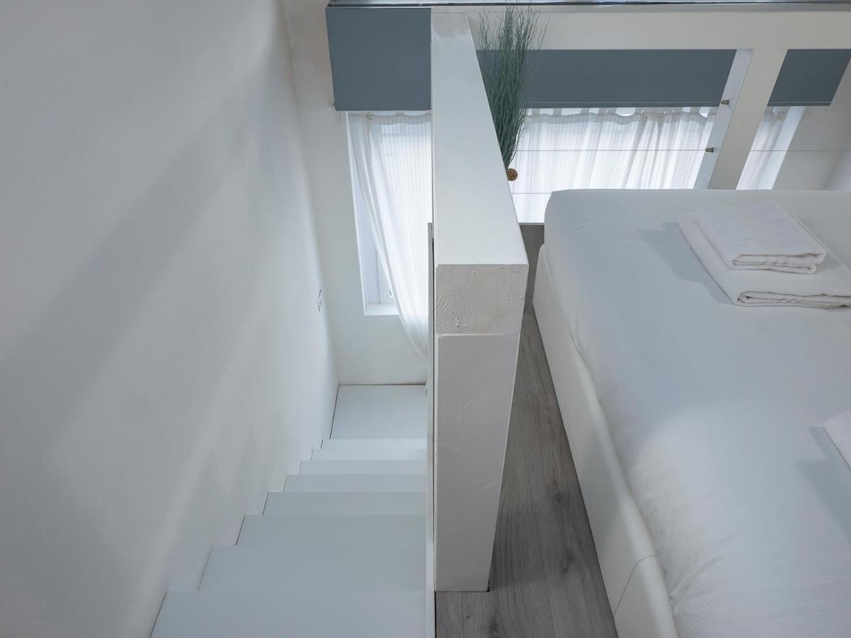 Apartment I Host - Neera 22