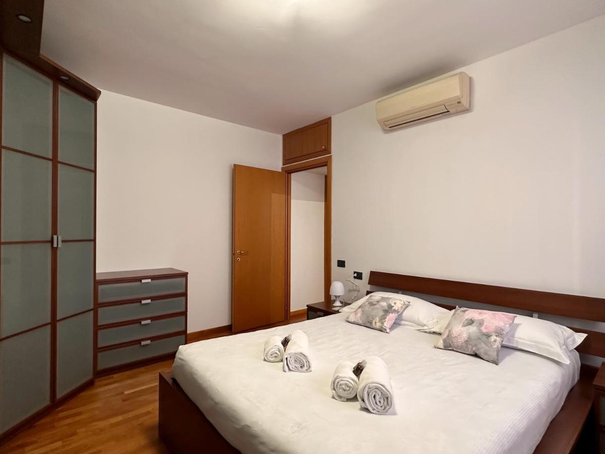 Bwr - Bilocale Con Terrazzo, Via Gonin