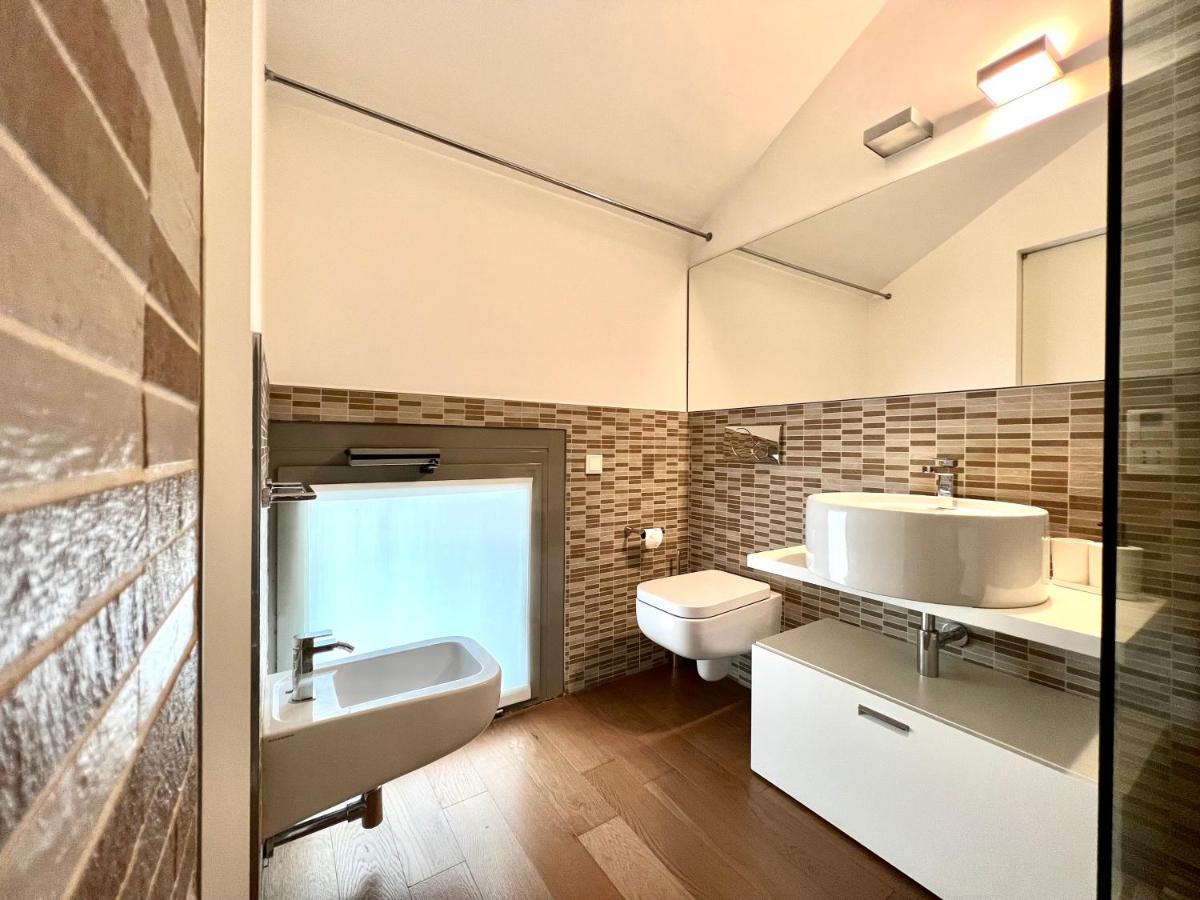 Modern Loft *