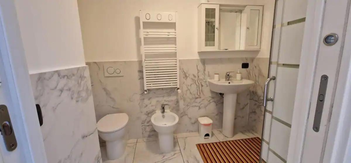 Guest house Jolly *