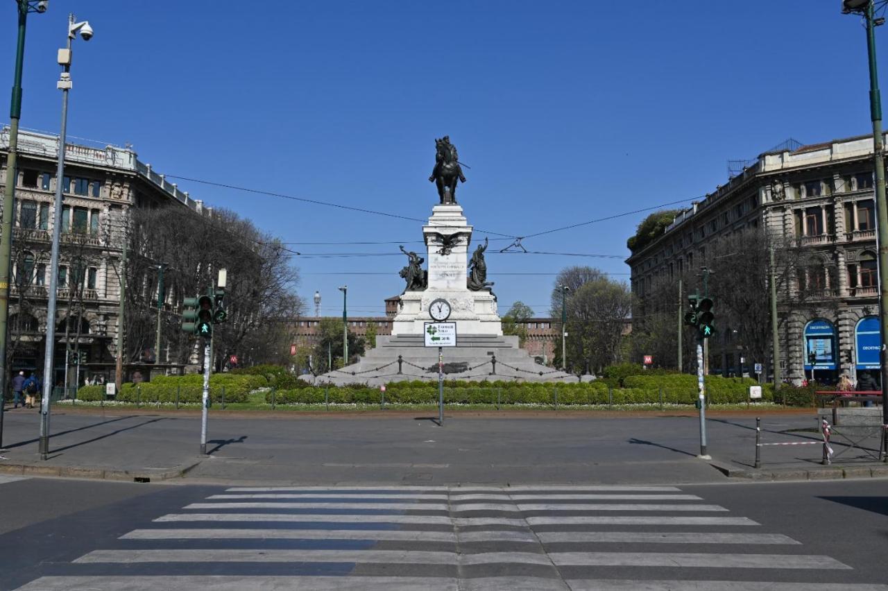 Le Guglie In Piazza Castello - Centro Storico Milan