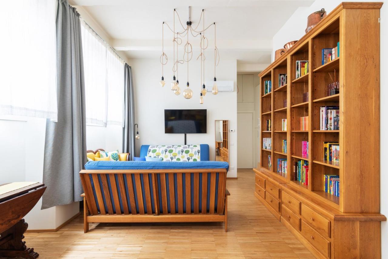 La Casa Colorata - Flats In - Bocconi Apartment Milan