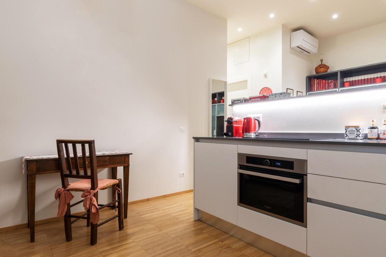 Apartment La Casa Colorata - Flats In - Bocconi *
