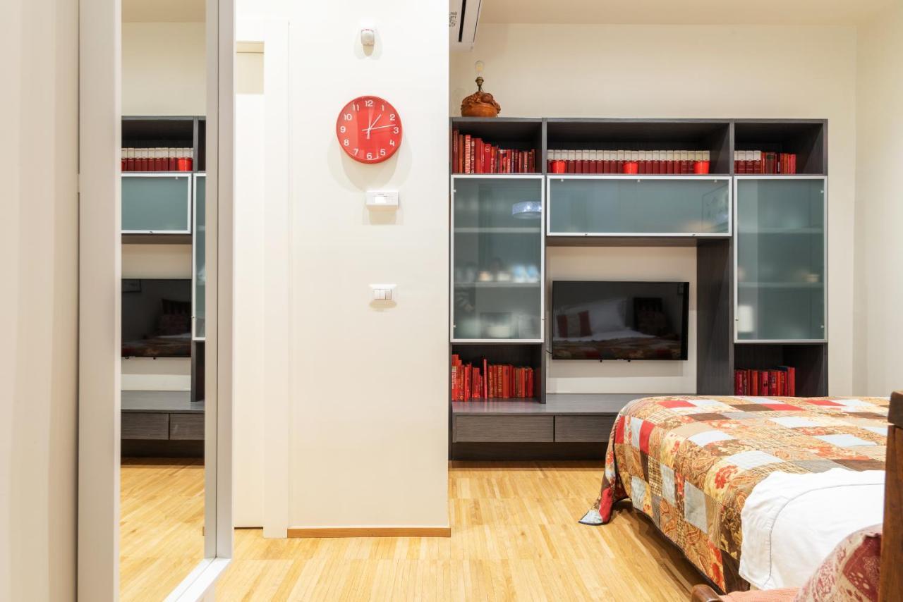 La Casa Colorata - Flats In - Bocconi Apartment Milan