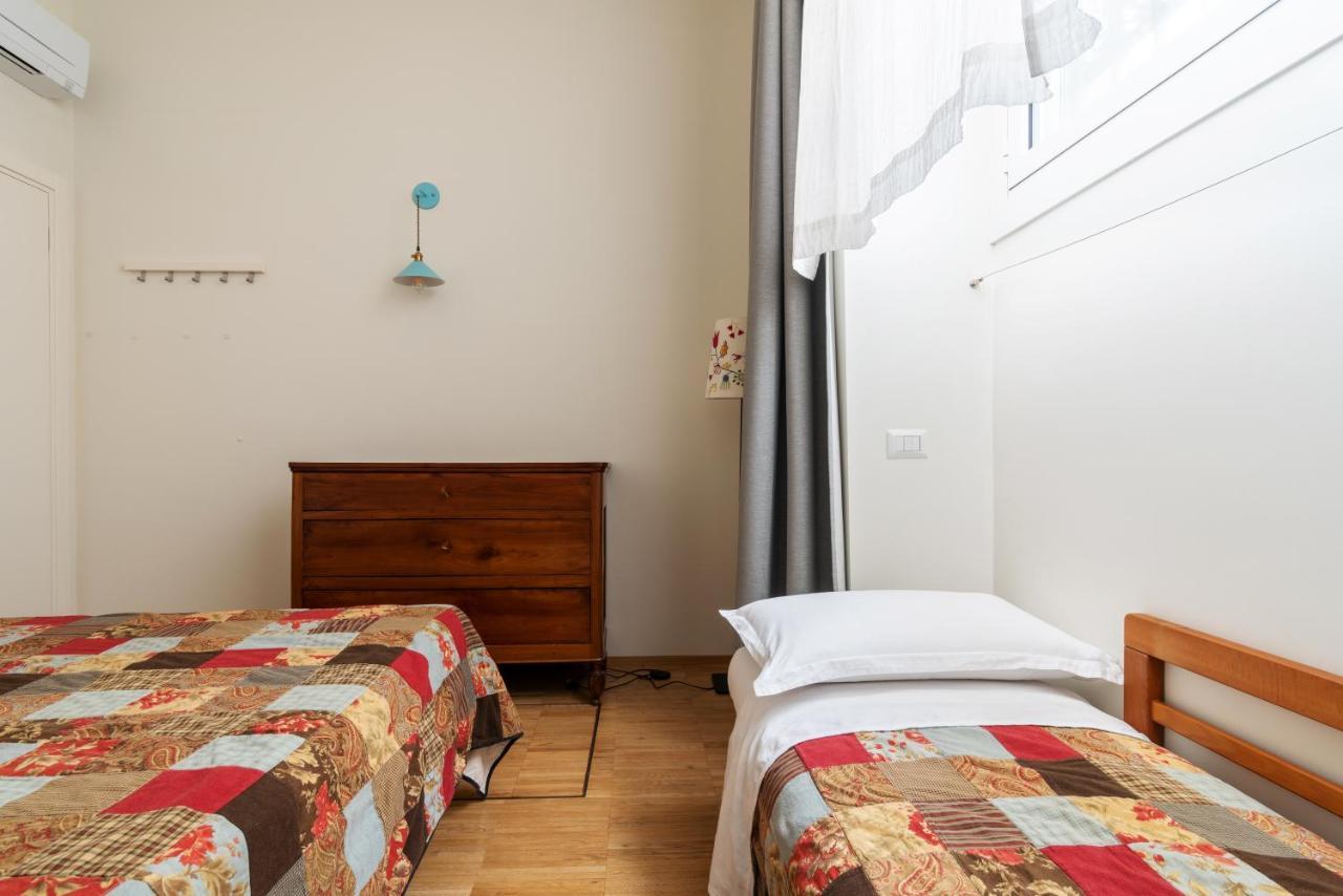 Apartment La Casa Colorata - Flats In - Bocconi