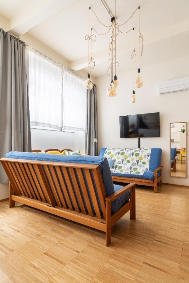 La Casa Colorata - Flats In - Bocconi Apartment