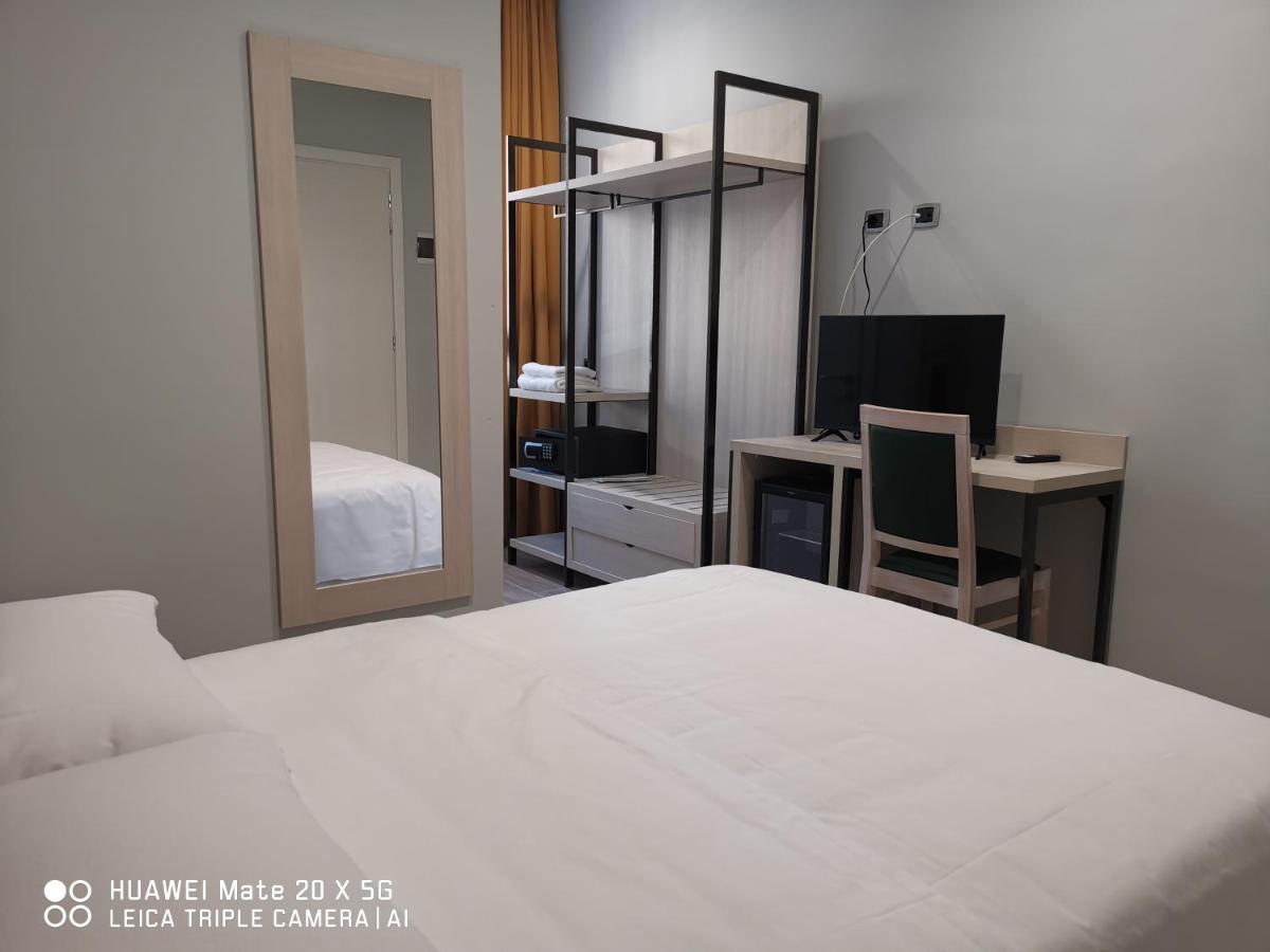 Hotel Csi Group - Station