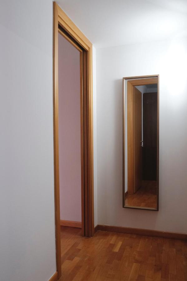 Bwr - Bilocale Con Terrazzo, Via Gonin *