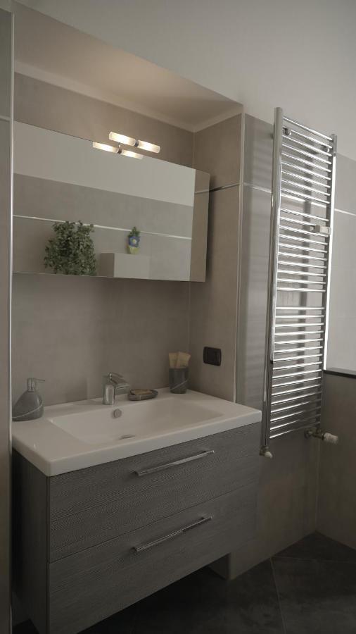 Apartment ****buenos Aires Luxury -5 Min. Duomo Milan