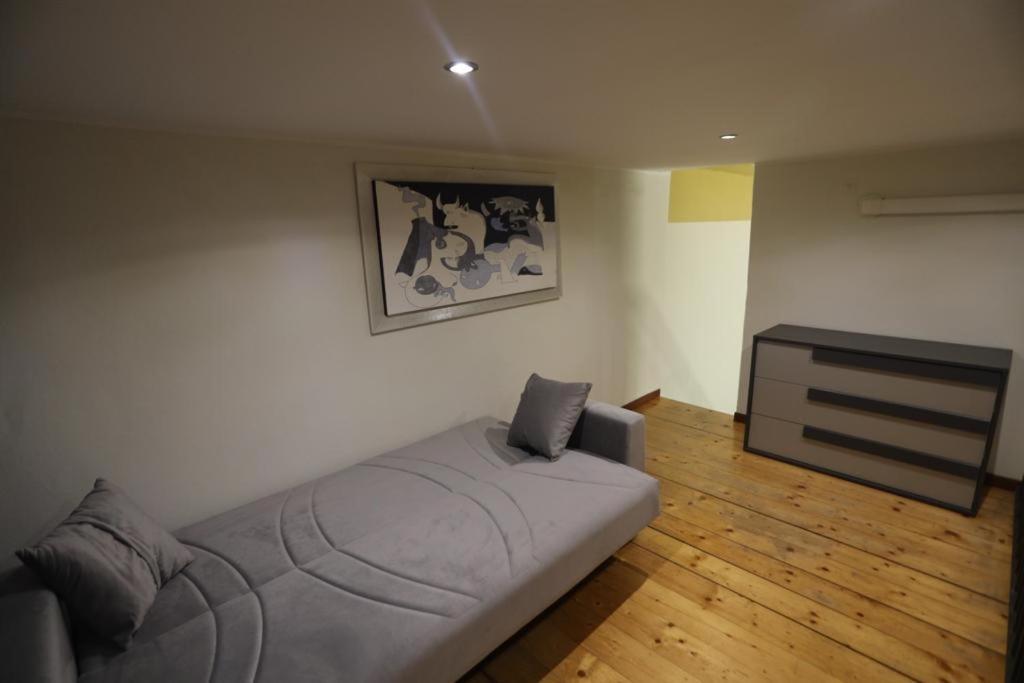 Imhome - Cadorna House