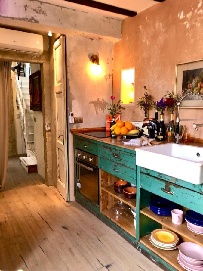 Apartamento Charming And Design Attic Loft In Coolest Area Navigli Ticinese