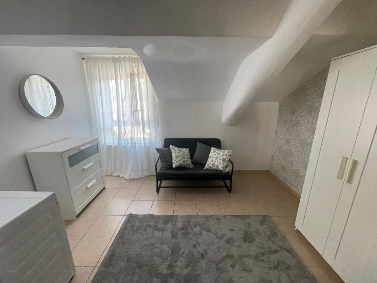 Mansarda Di Nolo-mm Pasteur-red Line Apartamento Milão