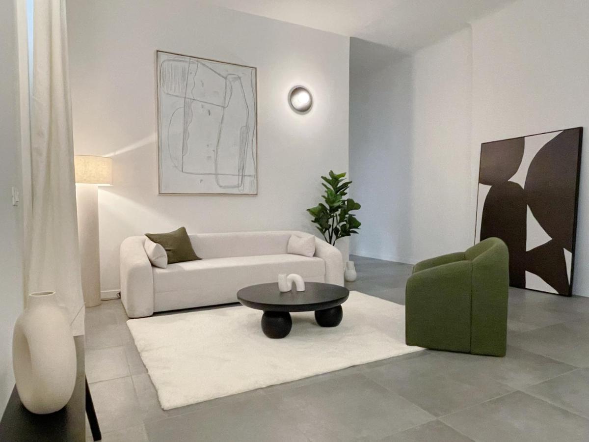 Casa Unica - Spacious & Contemporary - Bullona I Apartamento Milão
