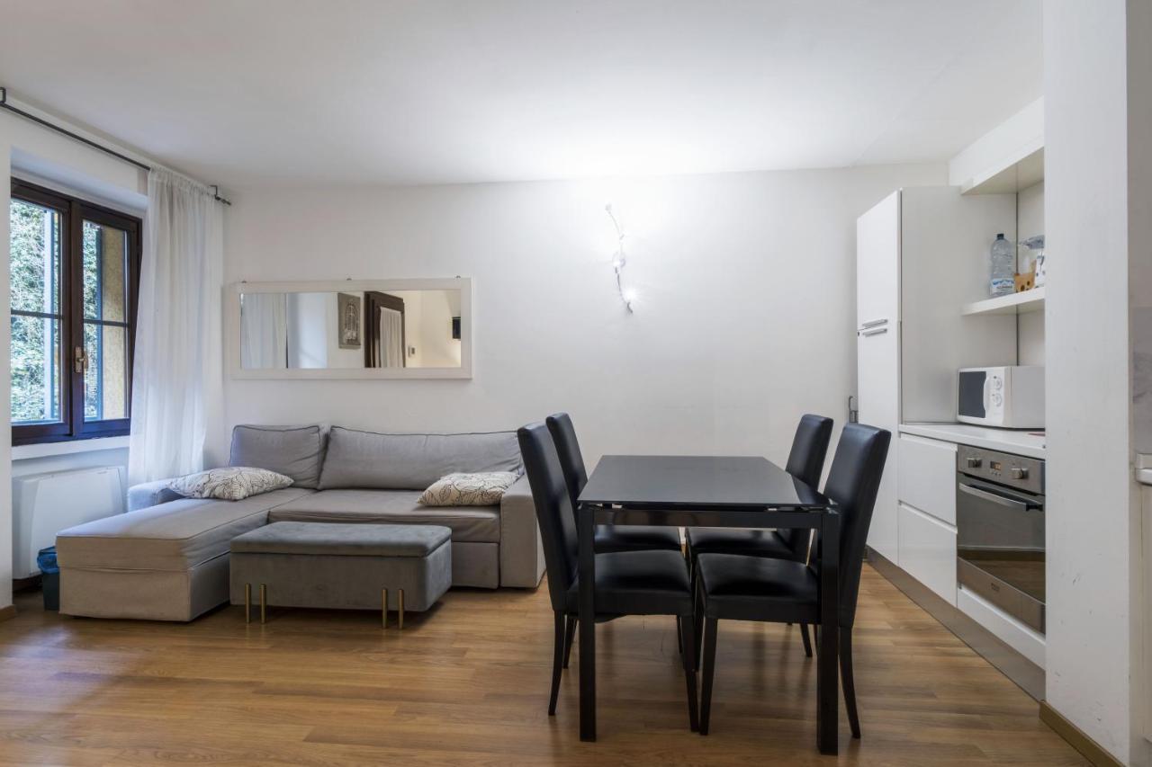 Cozy & Comfy In Navigli Area Apartment