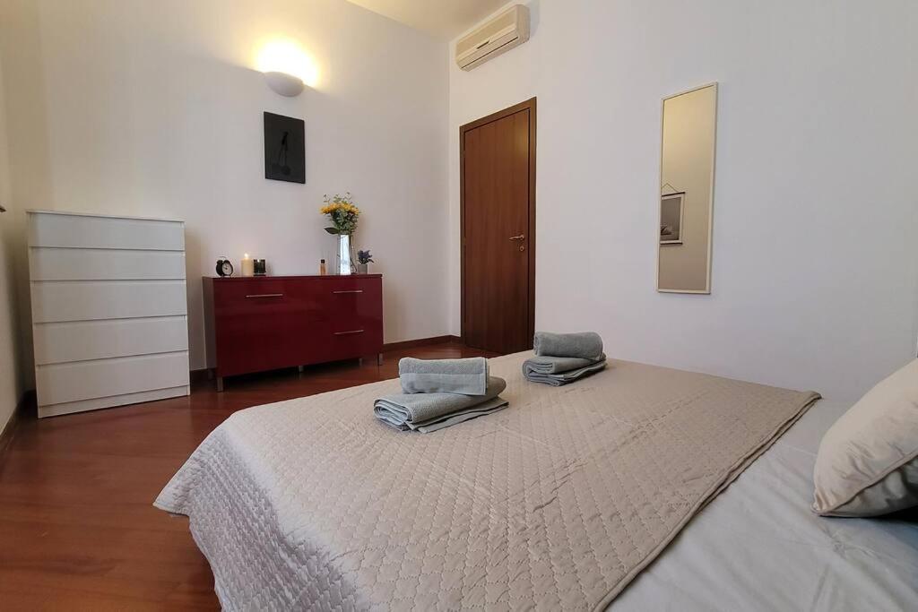Appartamento Navigli-centro Stylish In Design District *