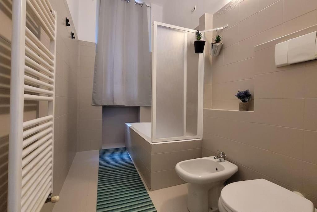 Appartamento Navigli-centro Stylish In Design District *