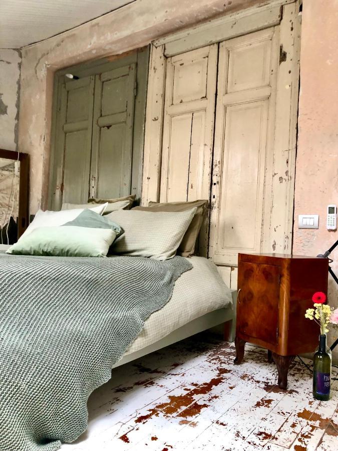 Charming And Design Attic Loft In Coolest Area Navigli Ticinese * Milan