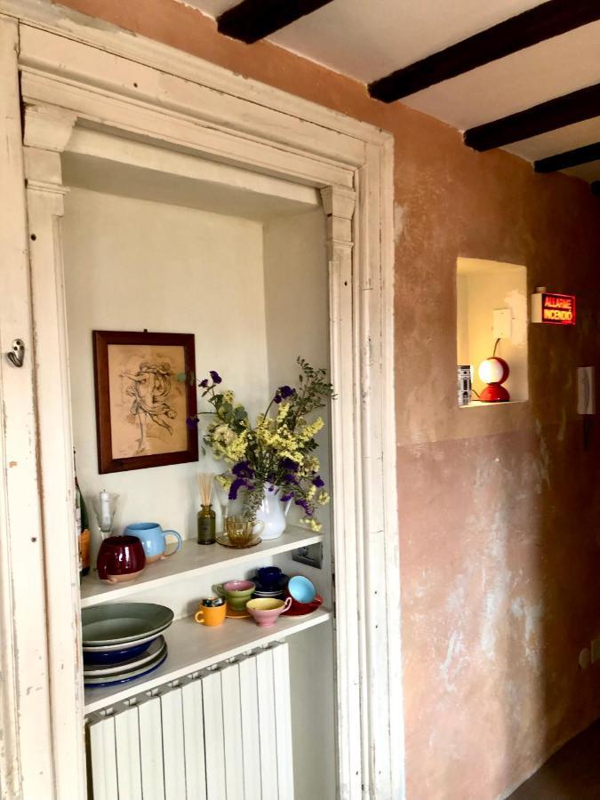 Apartamento Charming And Design Attic Loft In Coolest Area Navigli Ticinese Milão