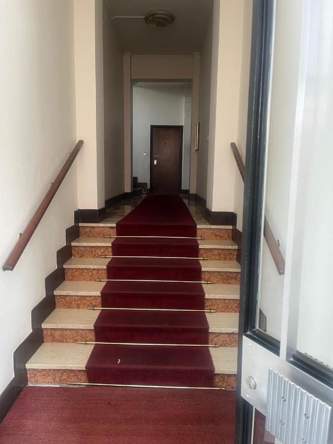 Alessandro's Mansion Milan