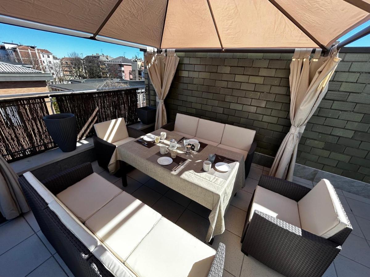 Apartment R39 Attic With Terrace And Private Parking